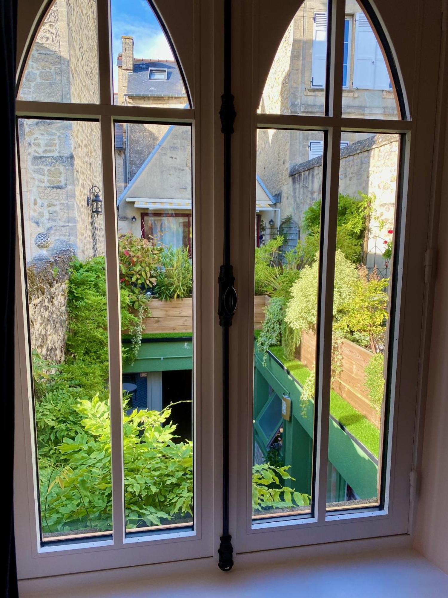 Le Clos De La Chapelle Bayeux Bagian luar foto